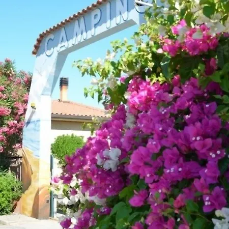 Village & La Foce Kemping 3*