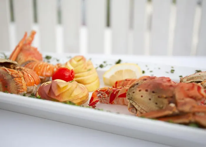 Кемпинг Village & La Foce