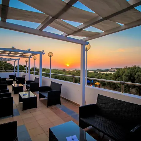 Village & La Foce 3*