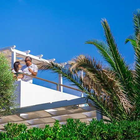 مكان تخييم Village & La Foce فاليدوريا