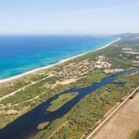 Village & La Foce مكان تخييم فاليدوريا