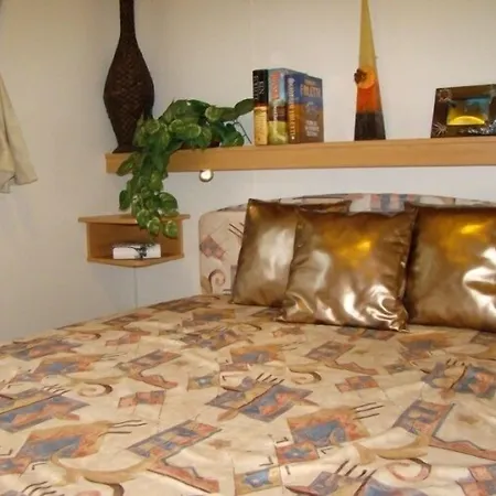 Village & La Foce مكان تخييم 3*