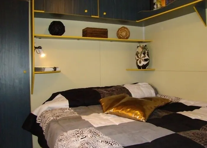 Camping Village & La Foce 3*