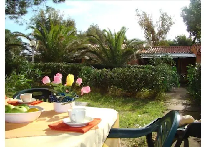 Village & La Foce Camping 3*